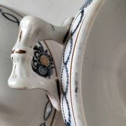 Antique Saint-Amandinoise tureen, blue and ochre decoration 6523, 1900-1920