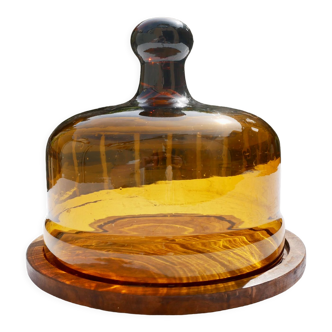 Cloche à fromage en verre avec plateau en bois