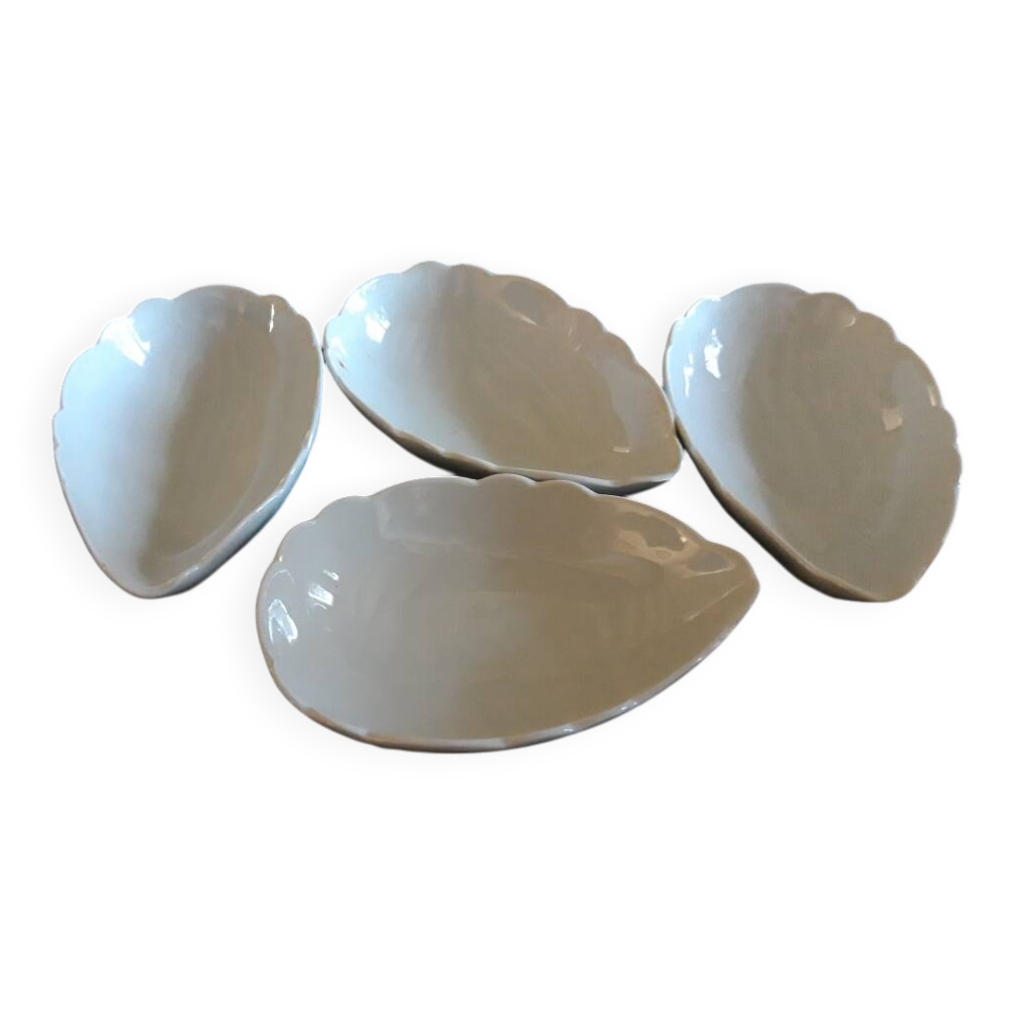 set of 4 white avocado bowls by Philippe Deshoulières