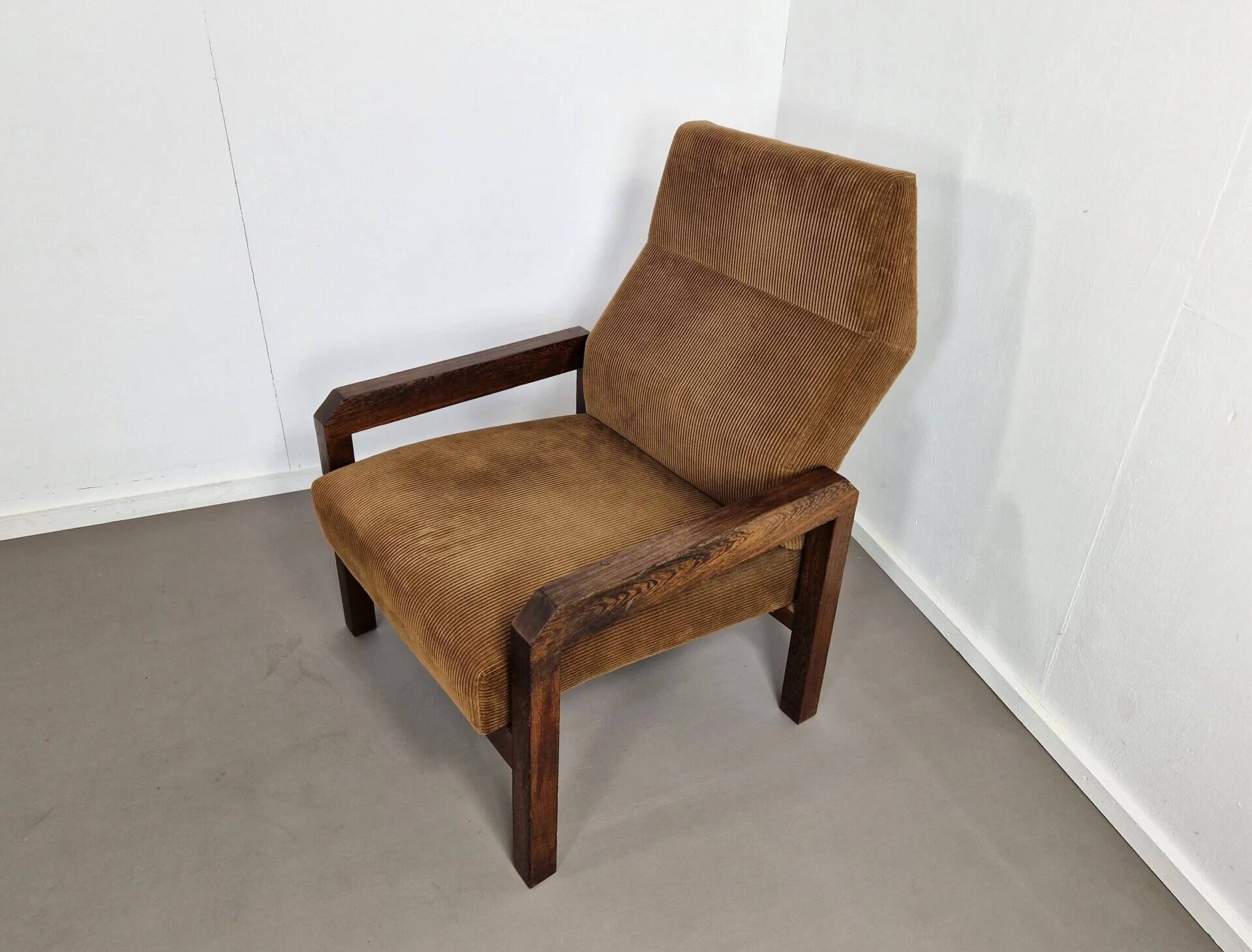 Spectrum SZ 72 lounge chair | Martin Visser