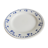 Small opaque porcelain dessert plate
