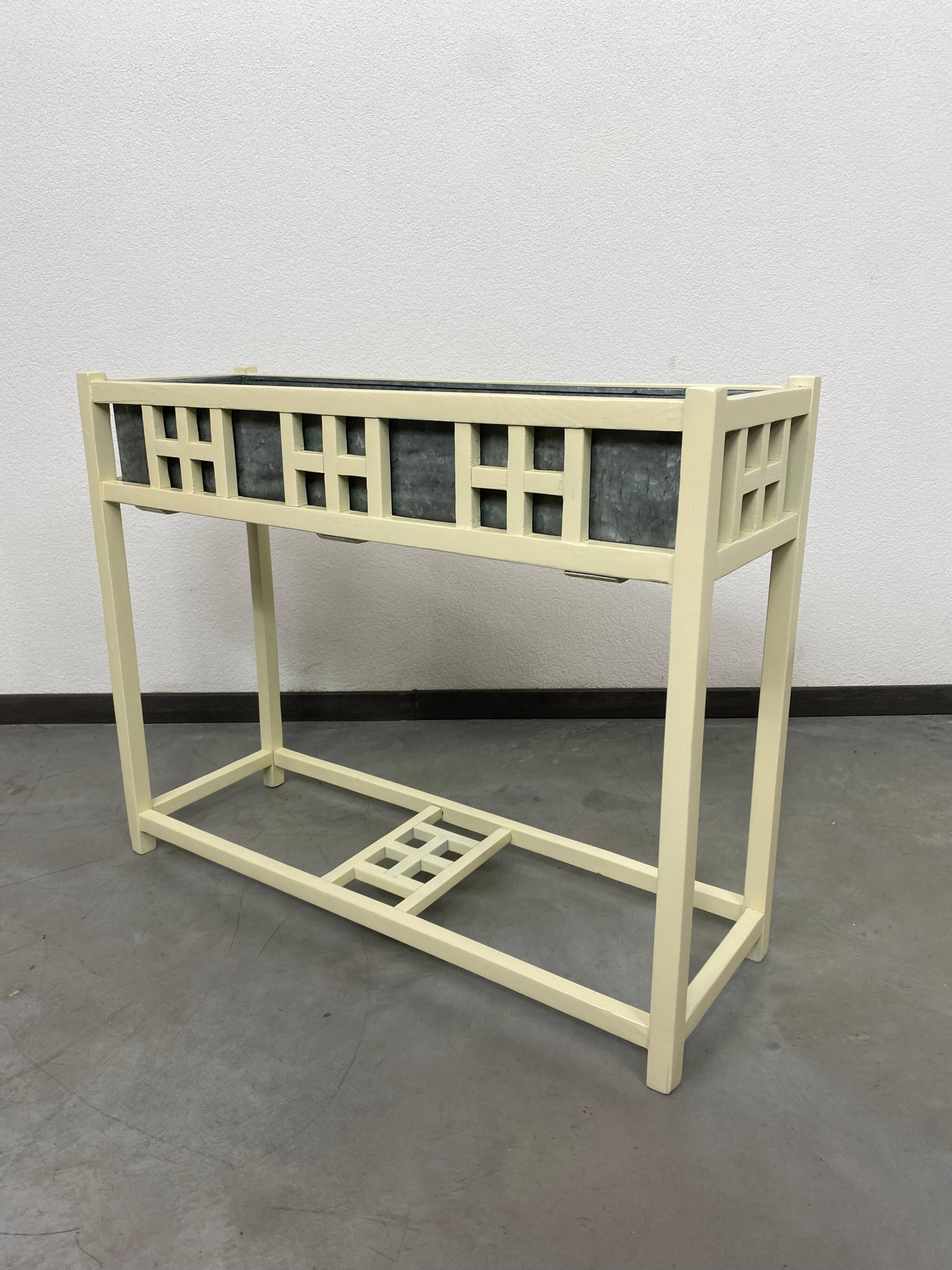 Jugendstil jardinière attributed to Josef Hoffmann