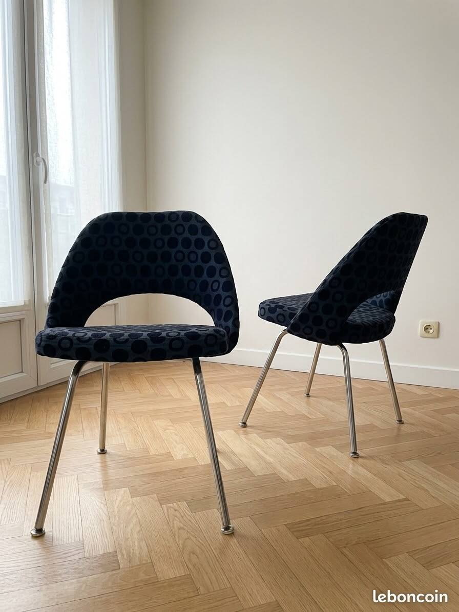 Set of 4 Executive Conference chairs Eero Saarinen Knoll