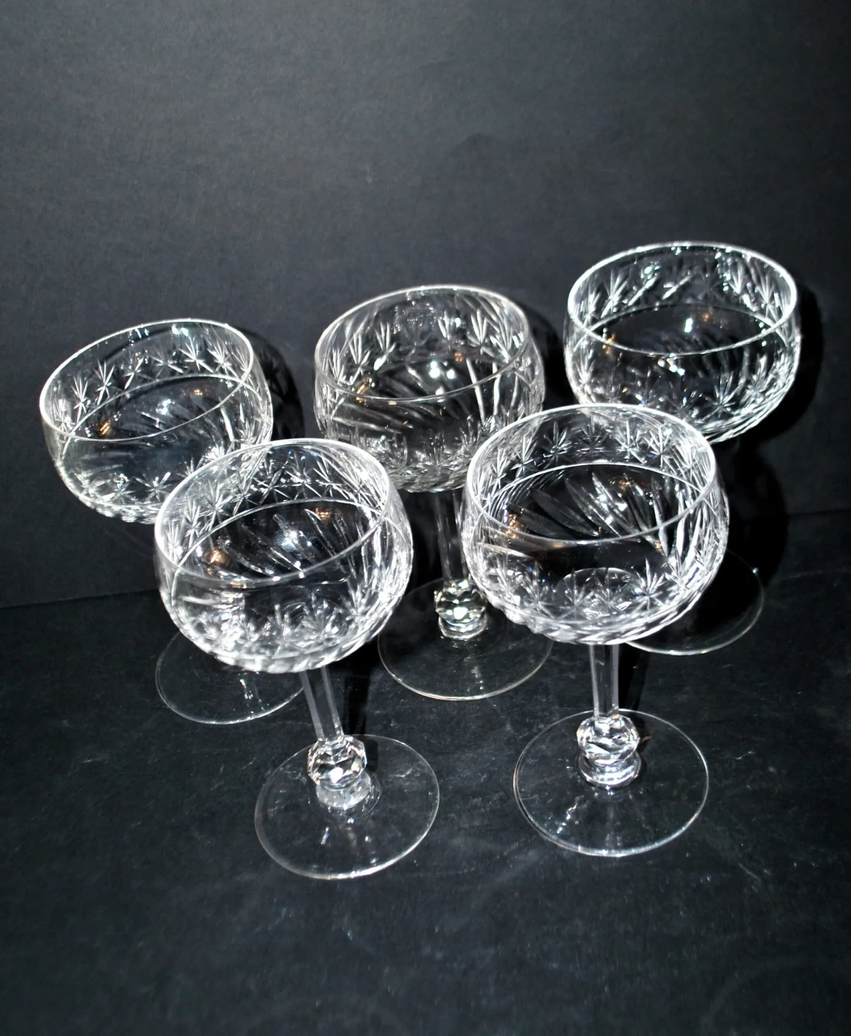 Saint-Louis set of 5 crystal wine glasses model 1930 Metra size 4593