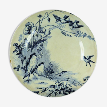 Plate decorated with Birds Signed Jules Vieillard & Cie Bordeaux