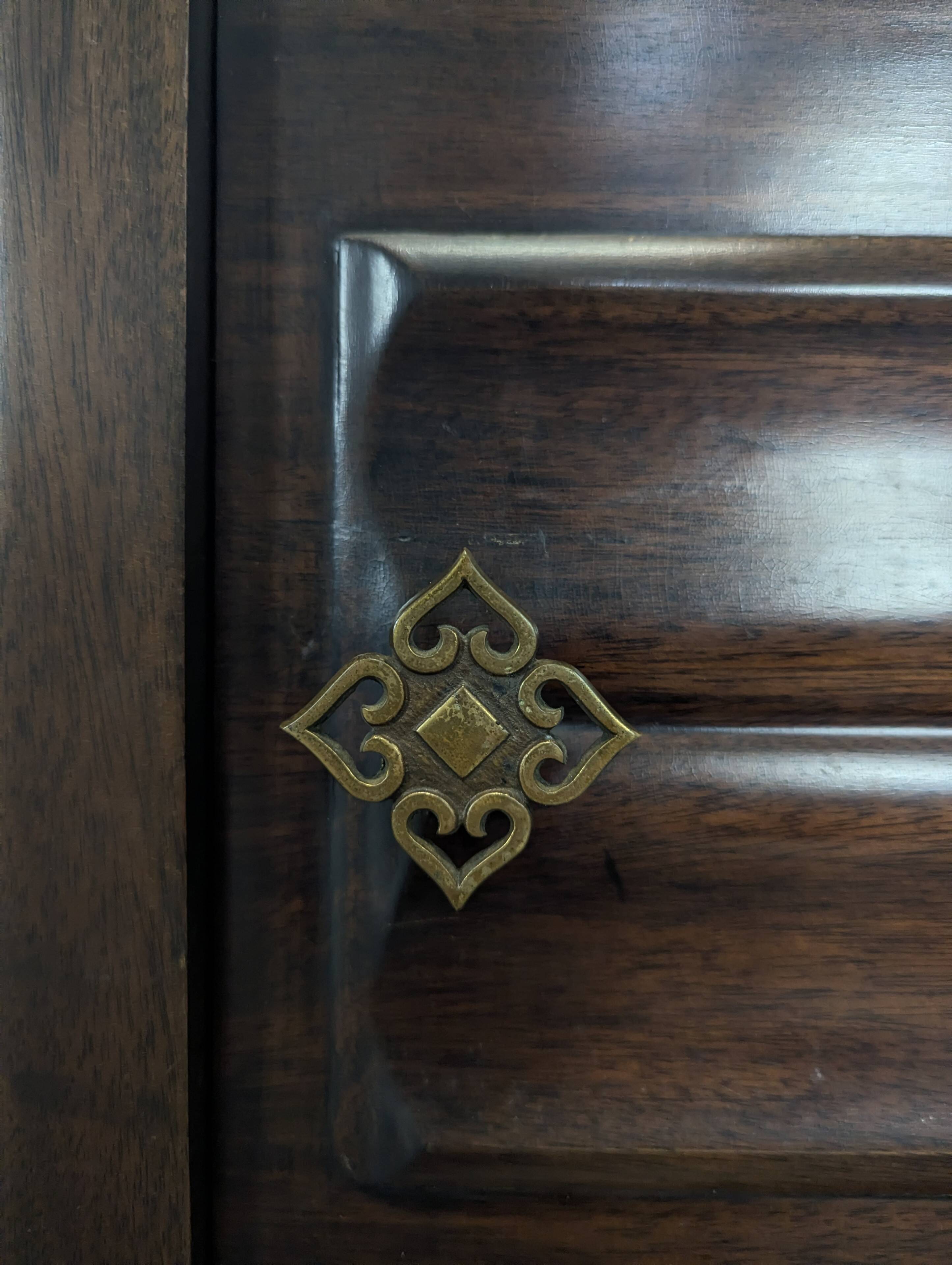 Paire de chevets Art Déco en acajou