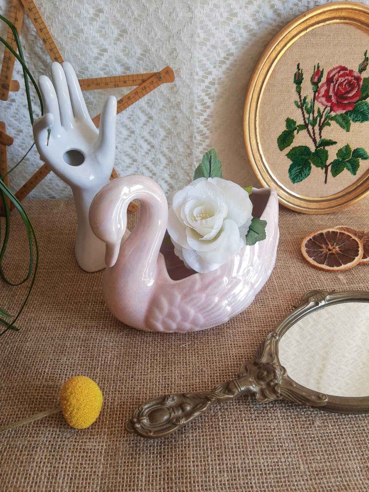 Sia Vintage Pink Pearl Swan Shaped Planter