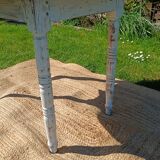 Antique patinated round table – wooden top