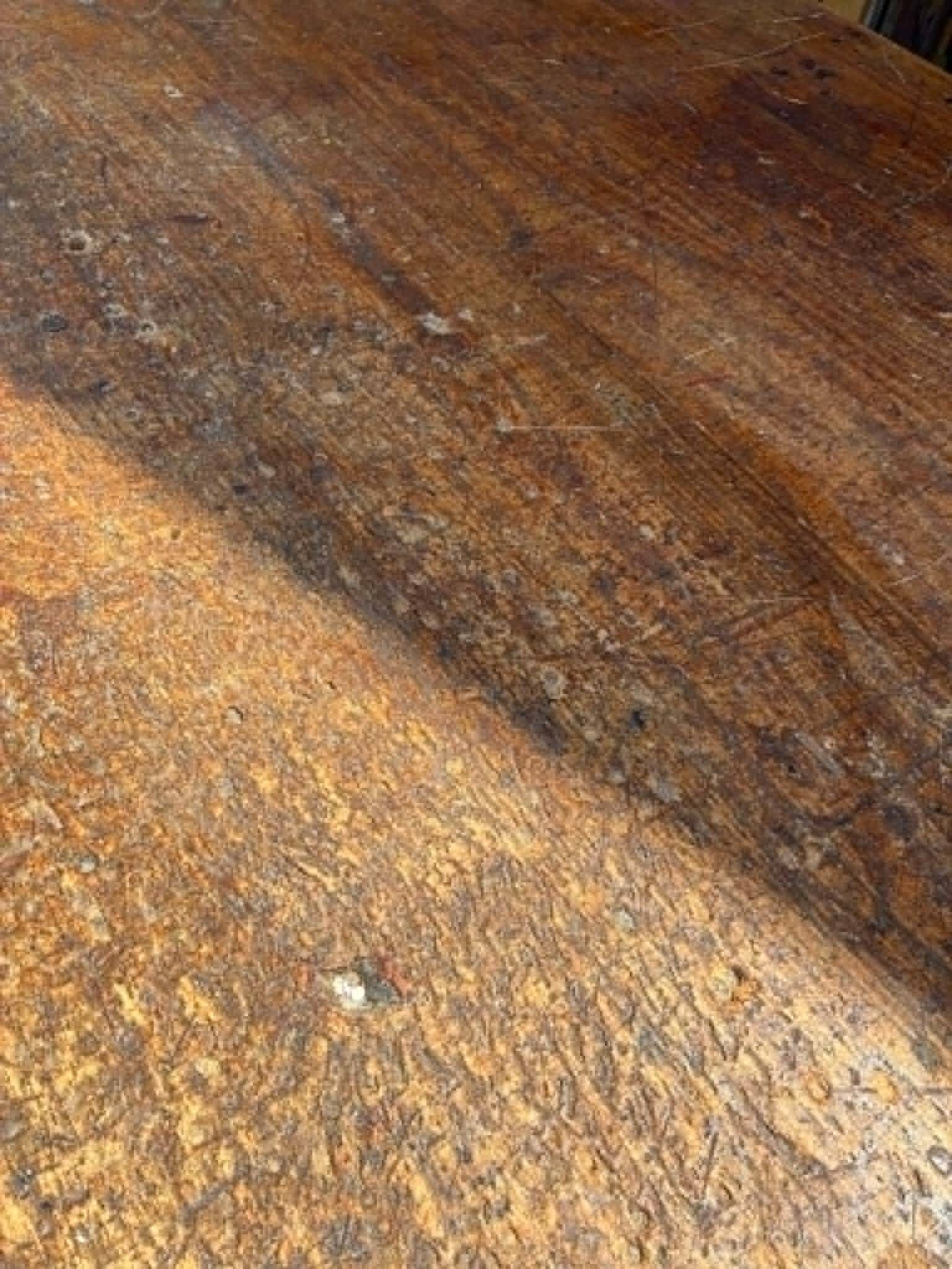 Table de drapier, meuble d'atelier