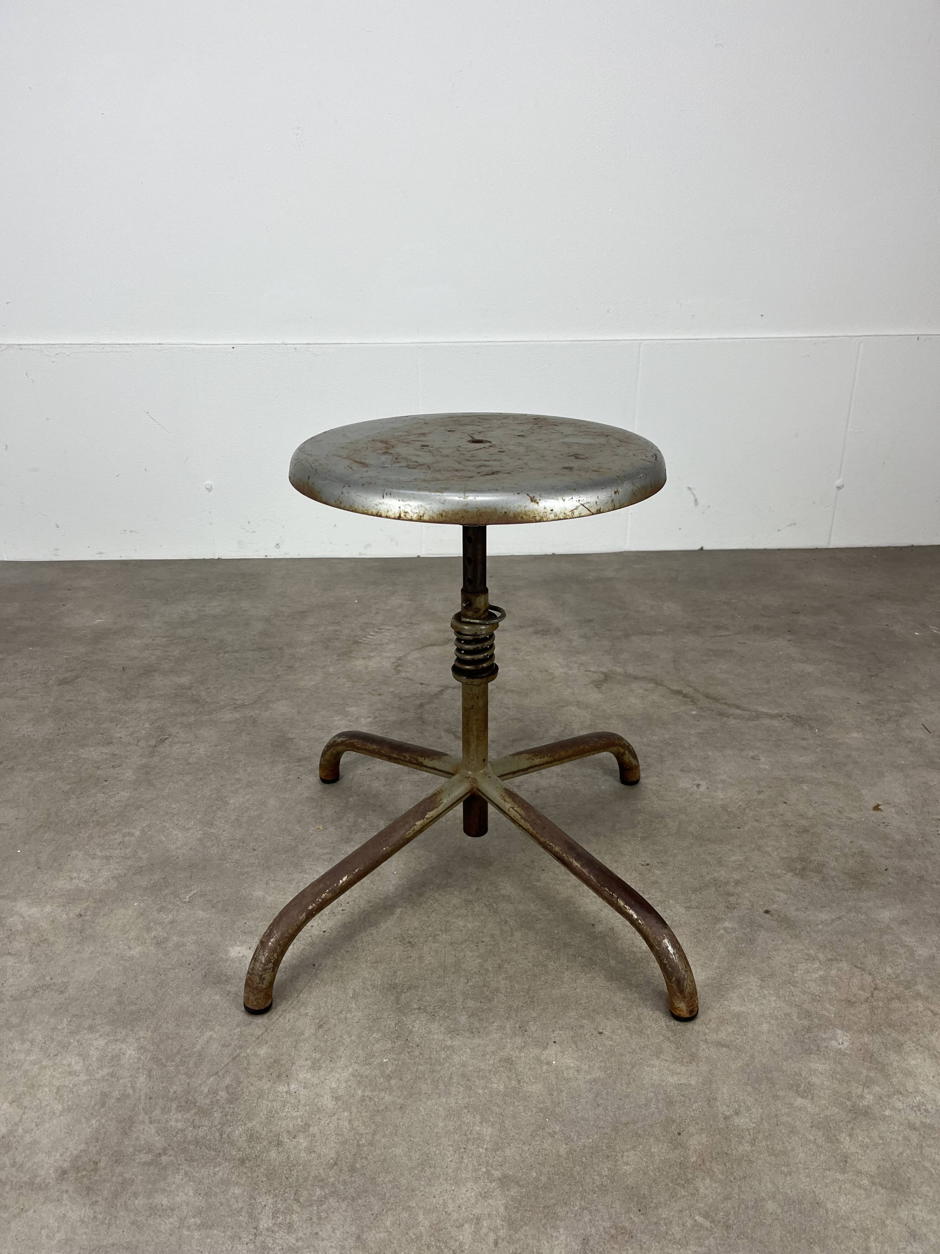 Industrial style adjustable workshop stool