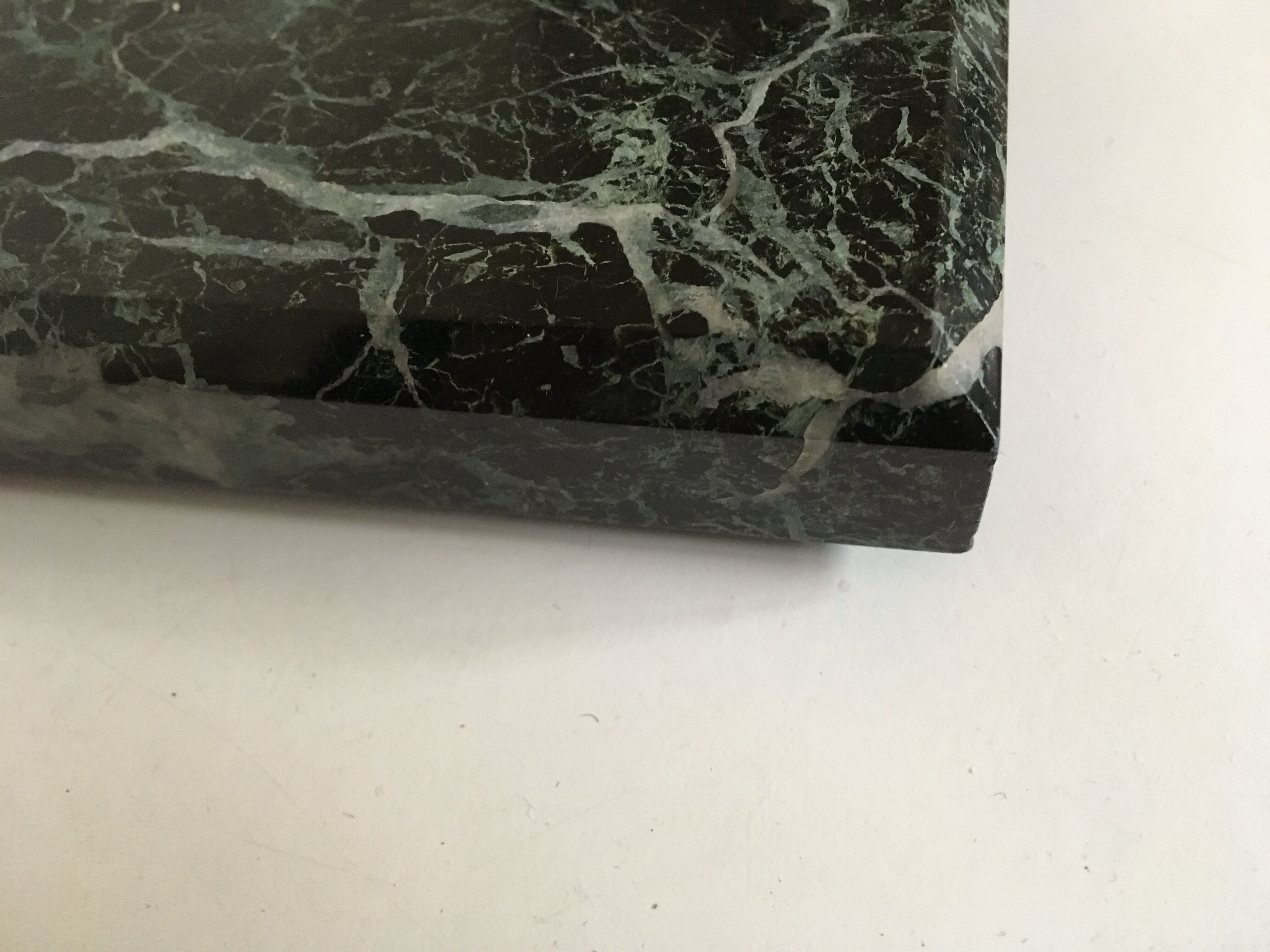 Green marble flat undermat 1960