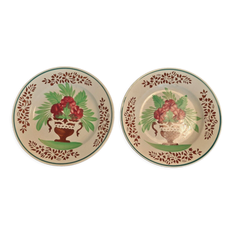 Flat plates Sarreguemines late nineteenth series of two