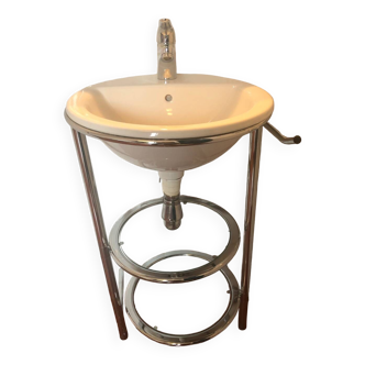 Lavabo vintage sur pieds chromés