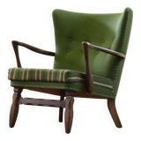 1960s vintage mid-century lounge chair, dark stained oak style of Viggo Boesen