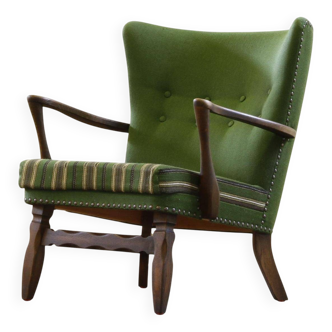 1960s vintage mid-century lounge chair, dark stained oak style of Viggo Boesen