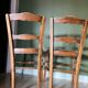 Paire de chaises anciennes fin XXe cannage