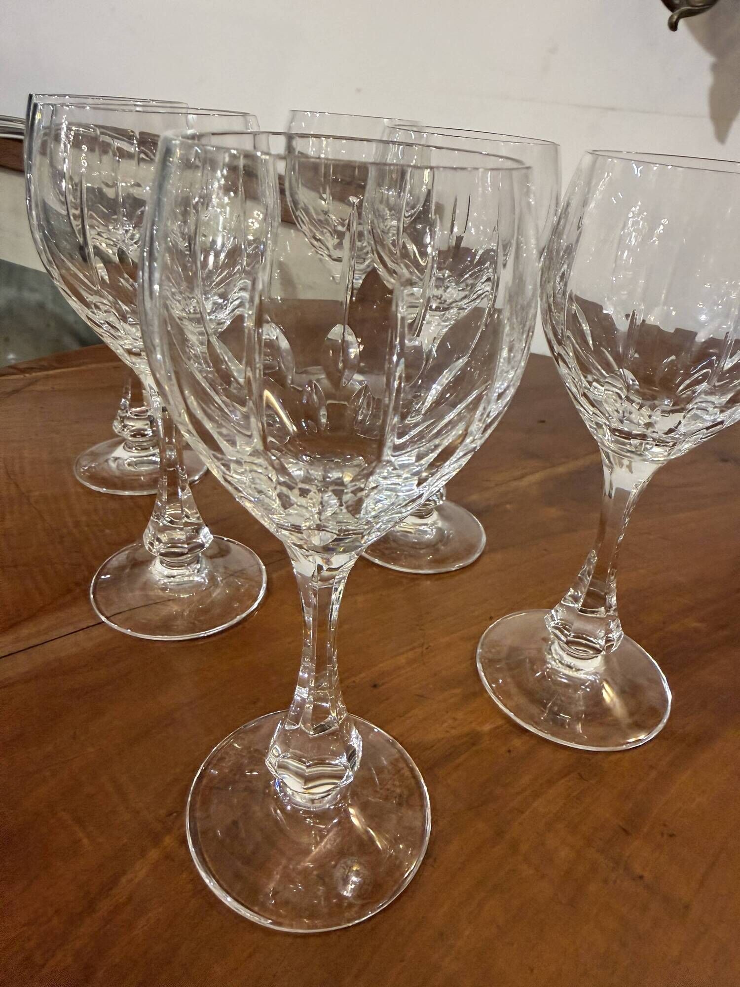 6 crystal wine glasses from Lorraine