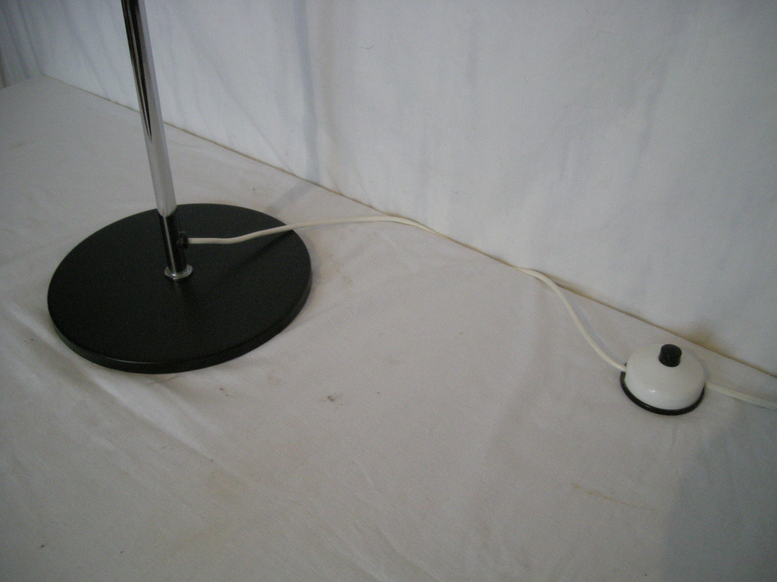 Floor lamp of the 70s