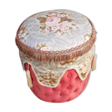 Pouf in boudoir style