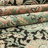 1960s carpet, 240 x 335