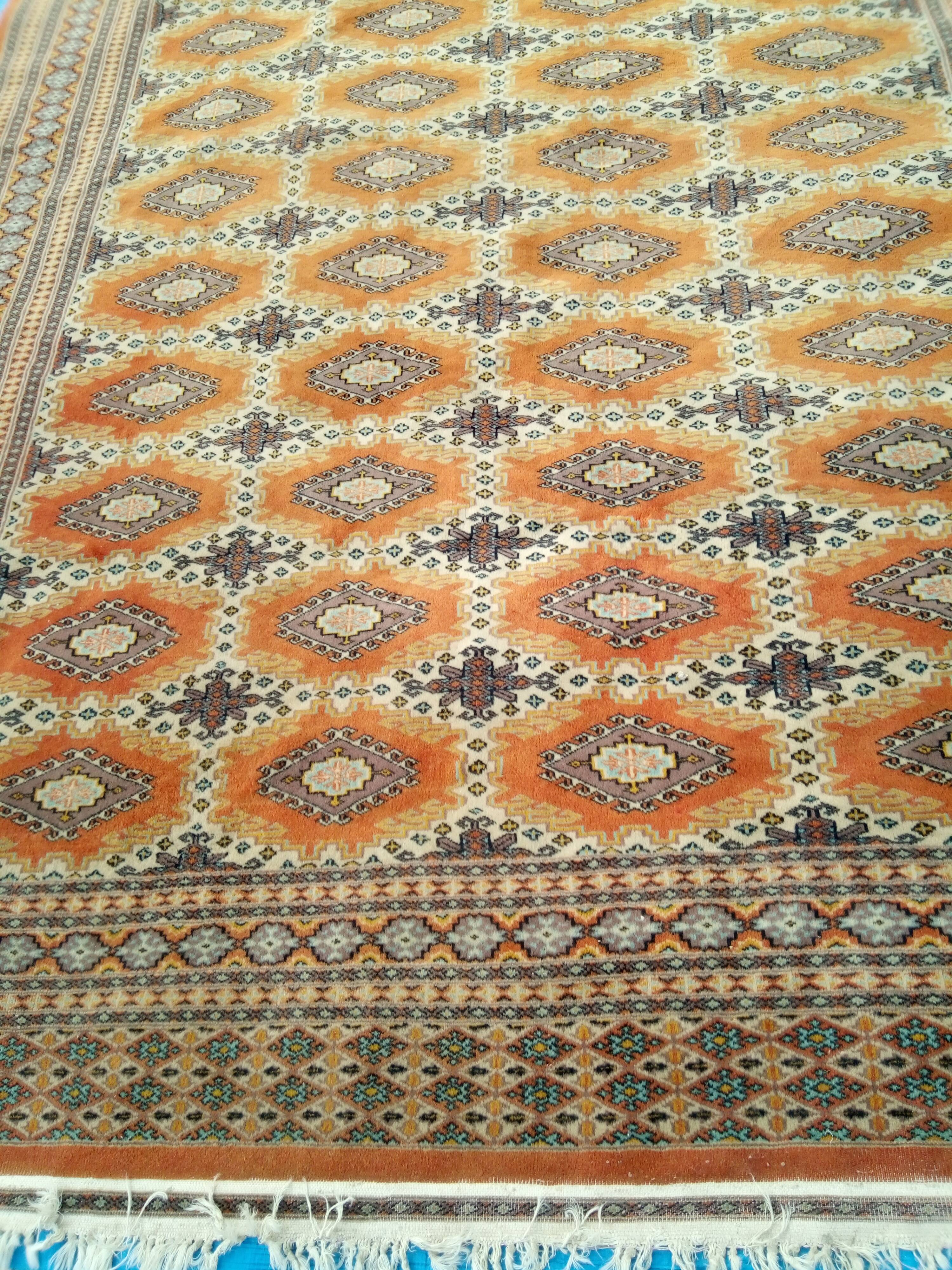 Oriental carpet, Pakistan, wool and silk 273 x 186