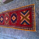 Artisan corridor carpet