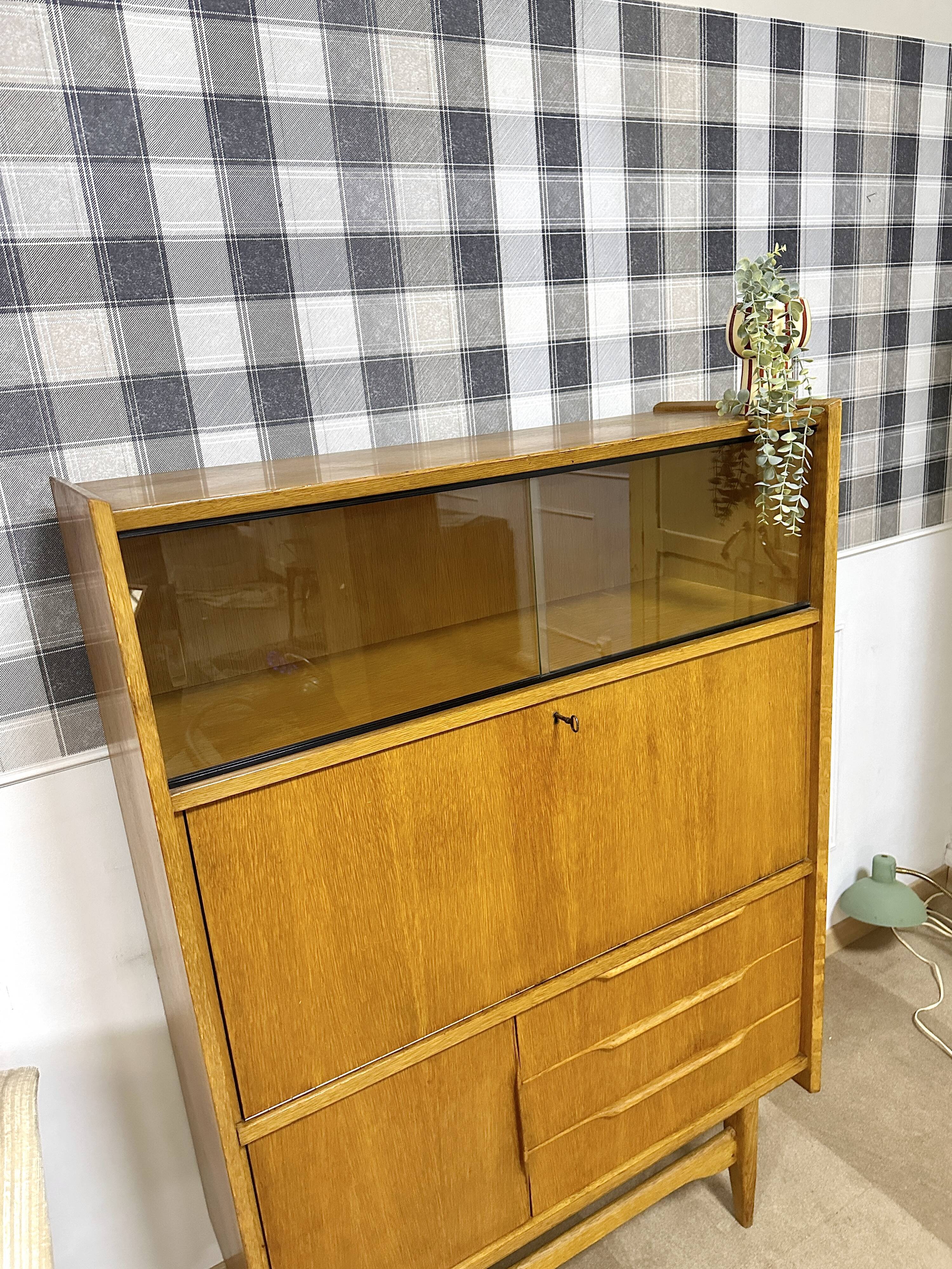 Scandinavian Secretary