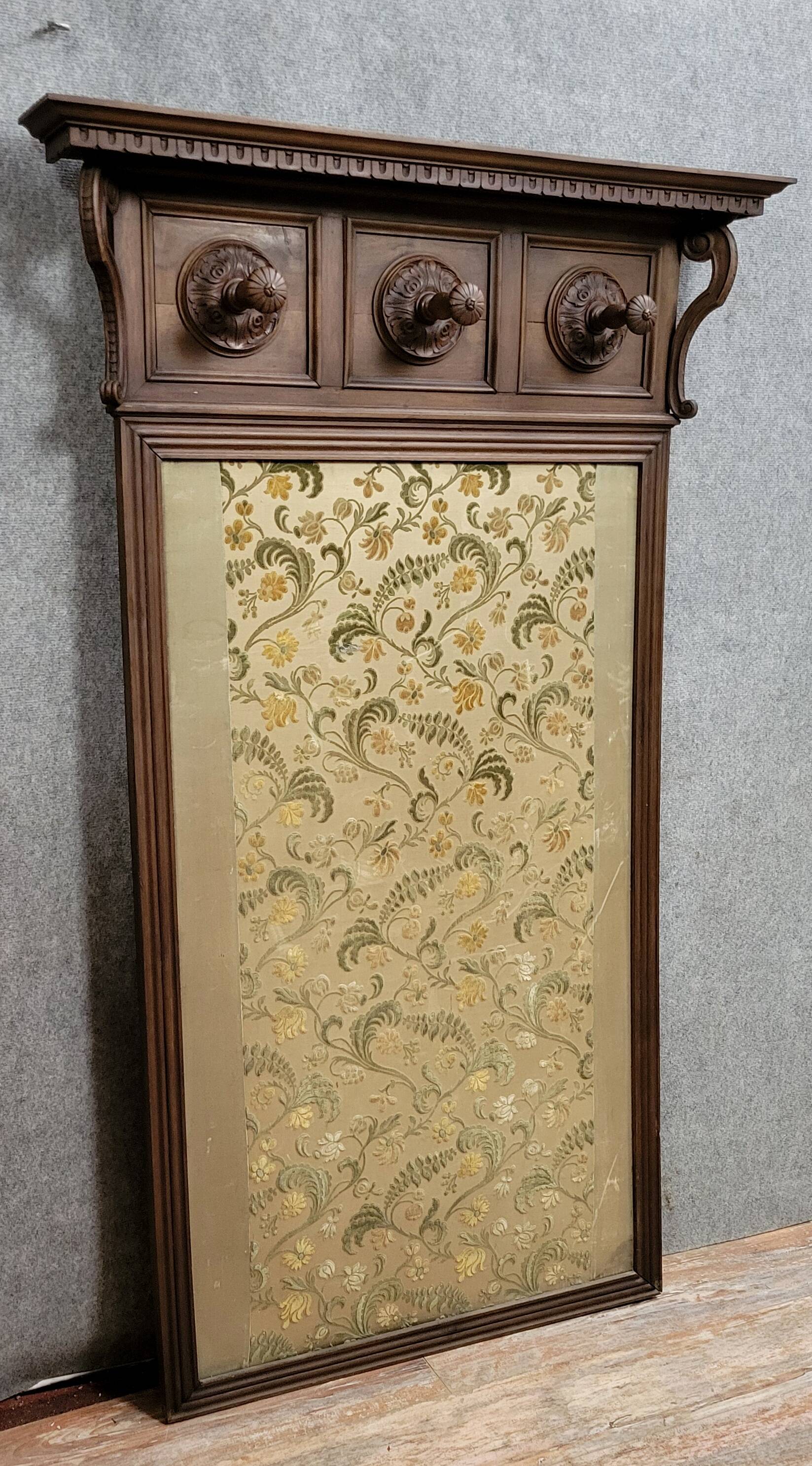 Very important Renaissance style coat rack in walnut circa 1880