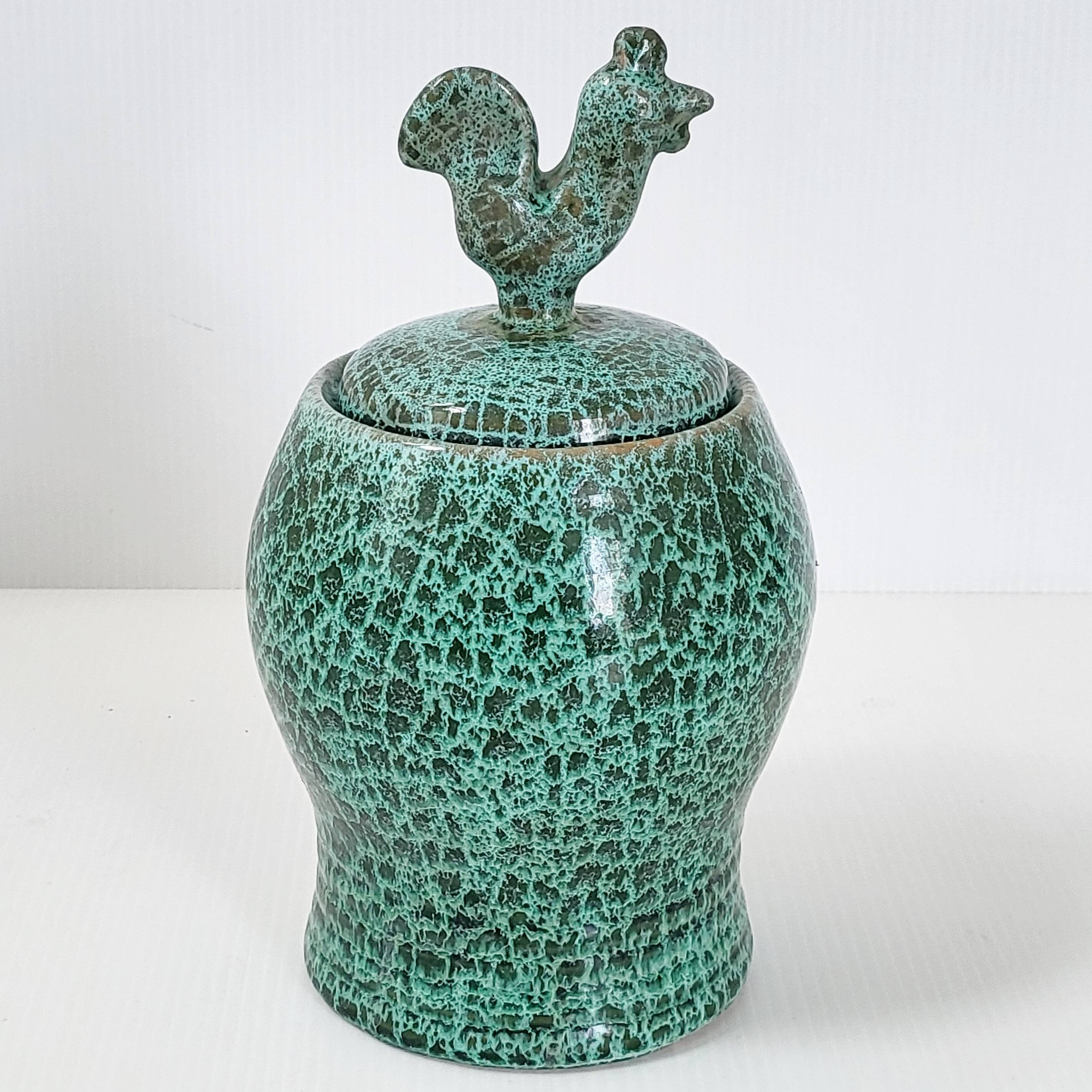 Vintage rooster candy box 1950