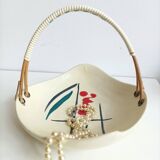 Ceramic & wicker covered scoubidou 60s empty pocket cup