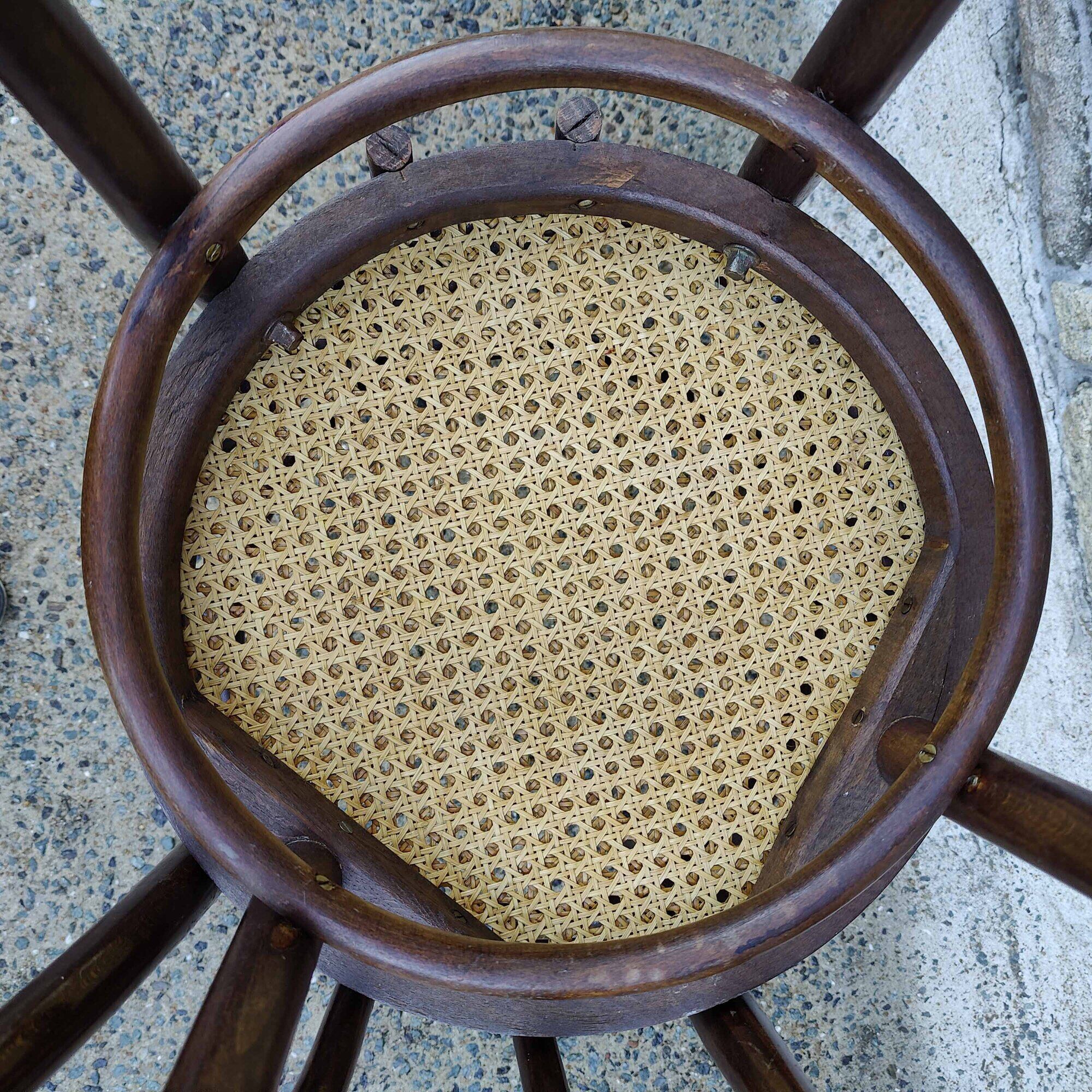 Pair of canned bistro chairs Thonet ZPM Radomsko in curved wood
