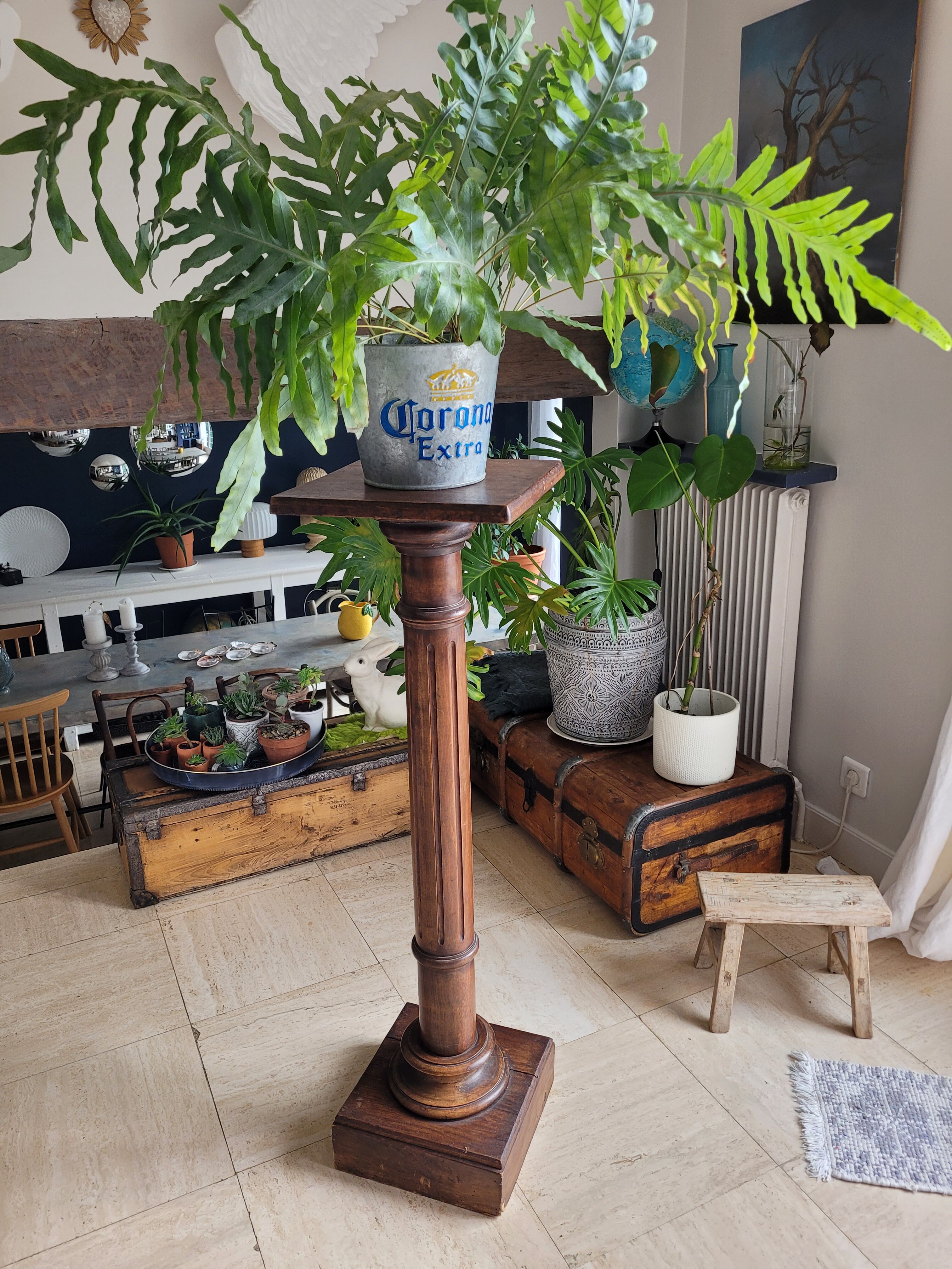 Wooden column