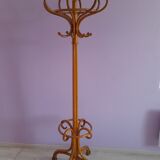 Coat rack called parrot