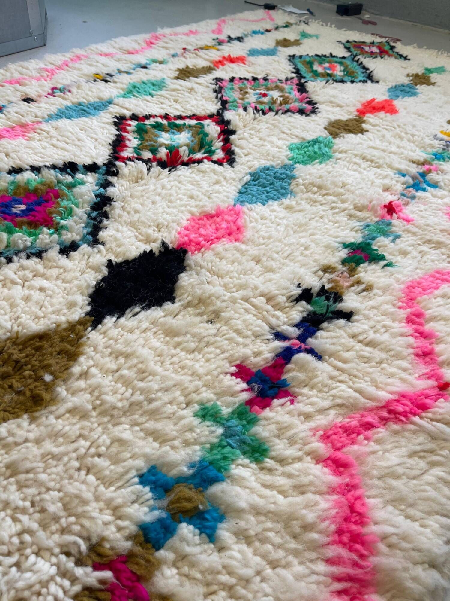 Moroccan Berber rug in ecru with multicoloured diamonds and bright pink – 240 × 139