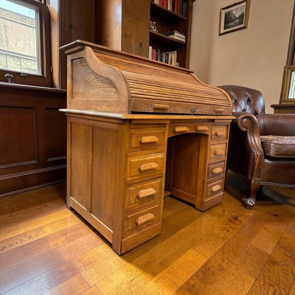 Bureau américain vintage en bois / table d'écriture