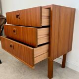 Small chest of drawers or bedside table in teak, Scandinavian design from the 70s vintage