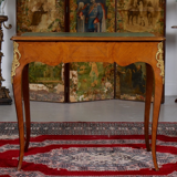 Writing table in gilded wood and Walnut Louis VI