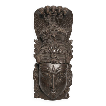 Ancienne Sculpture masque indien en bois sculpté divinité au Cobra 