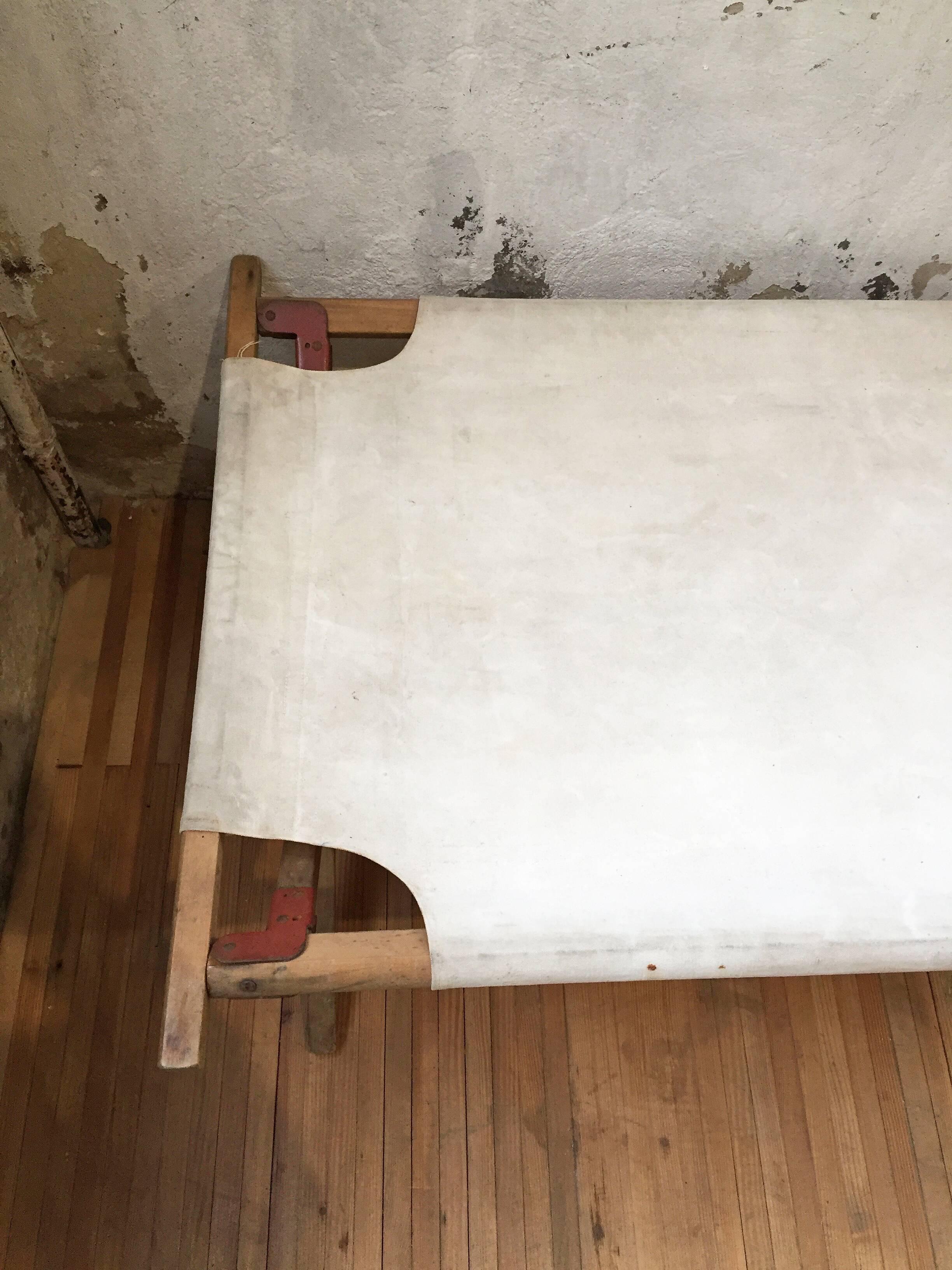 Old picot camp bed