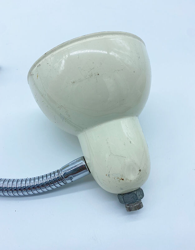 Clip-on lamp