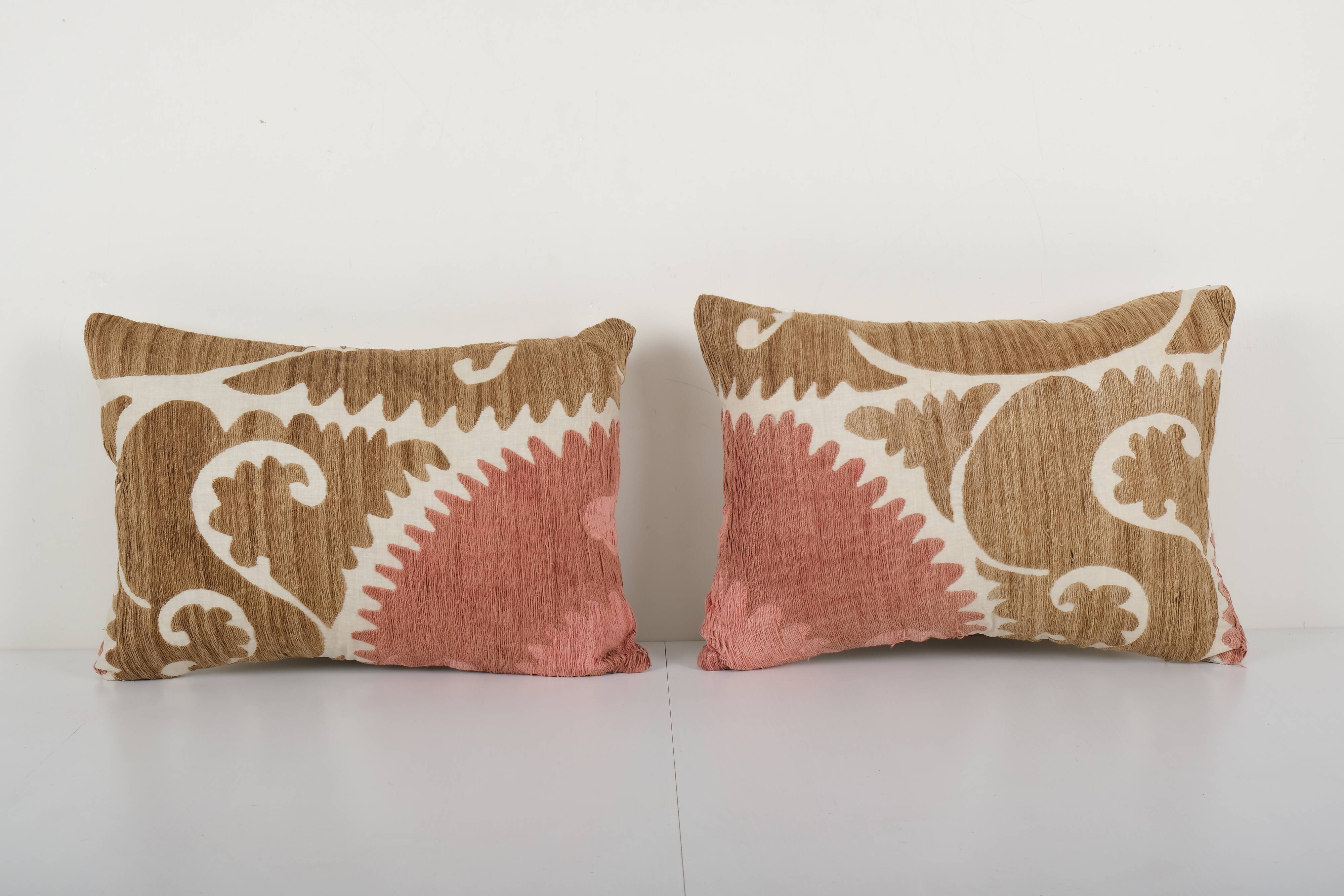 Cushions turque suzani