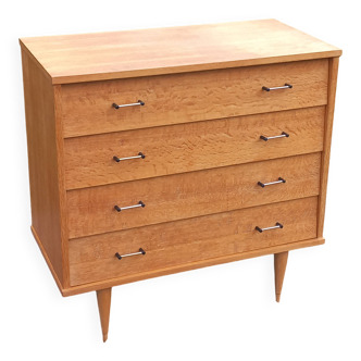 Vintage oak chest of drawers with 4 drawers from the 1960s.