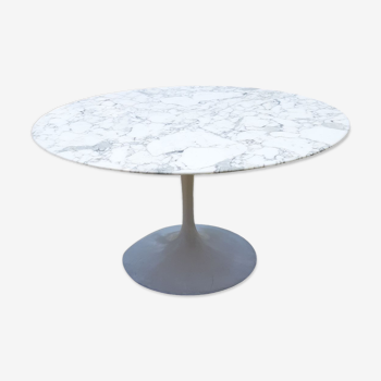 Table Tulip d'Eero Saarinen marbre Calacatta, Knoll