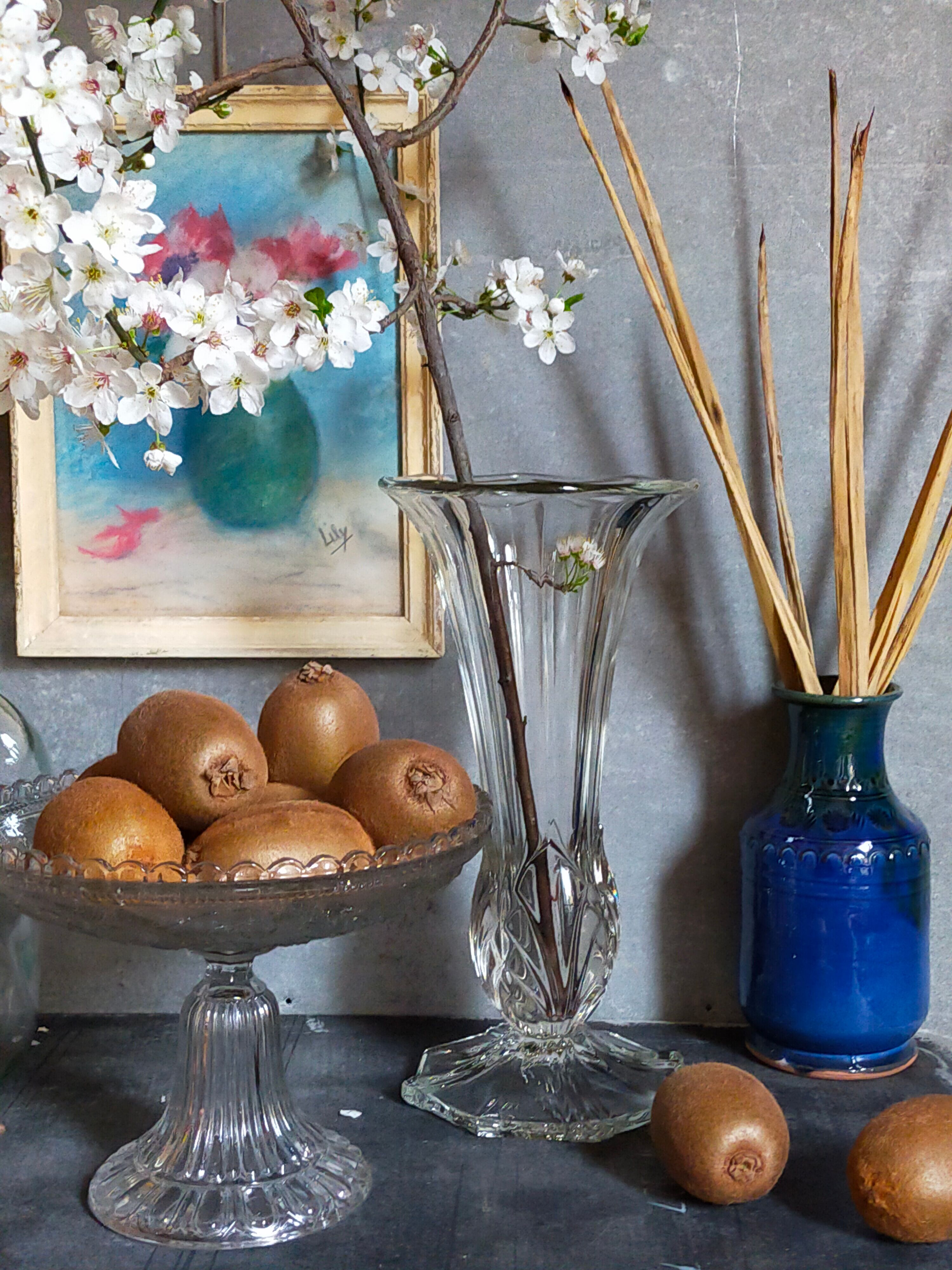 Art-Deco high foot vase in molded crystal early twentieth century