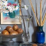 Art-Deco high foot vase in molded crystal early twentieth century