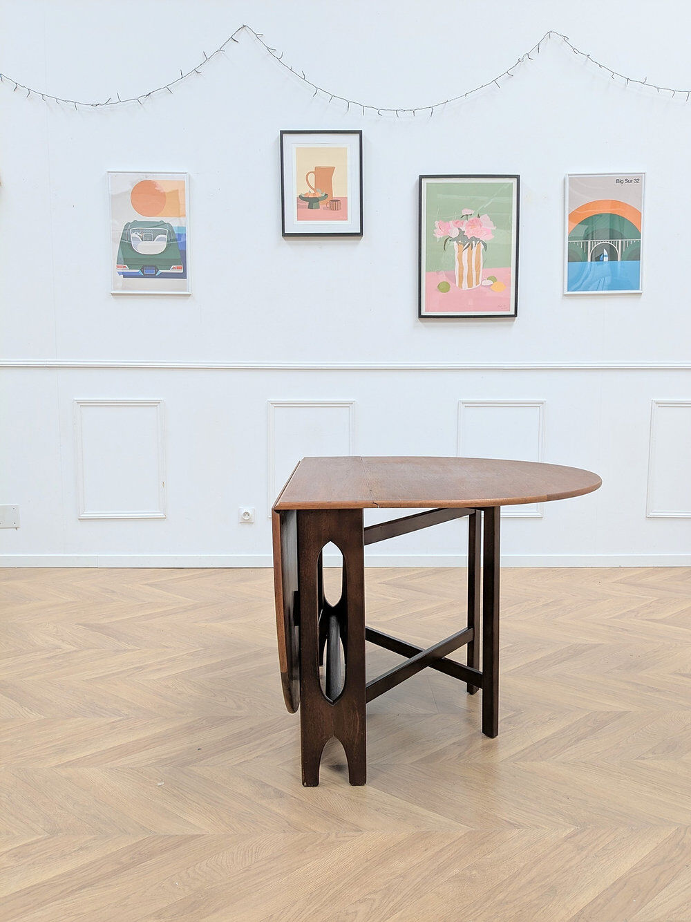 Vintage folding table in teak