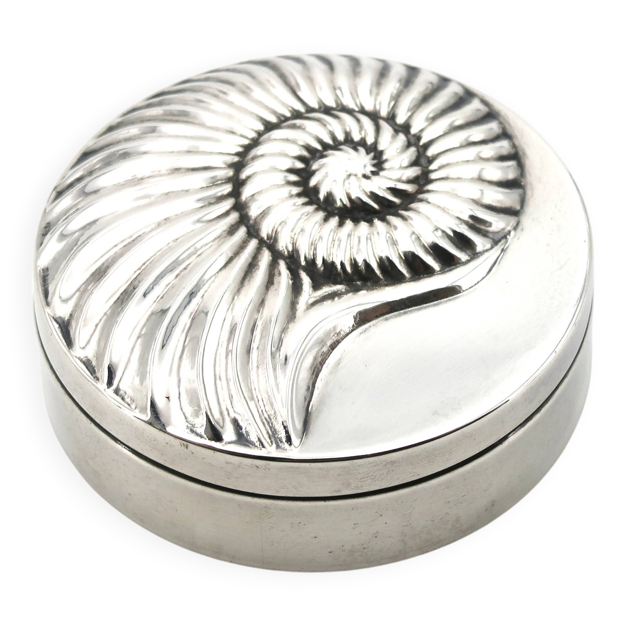 925 silver trinket dish adorned with a shell, 1950s
