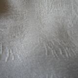 Set tablecloth and 6 assorted towels