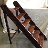 Bookcase stepladder