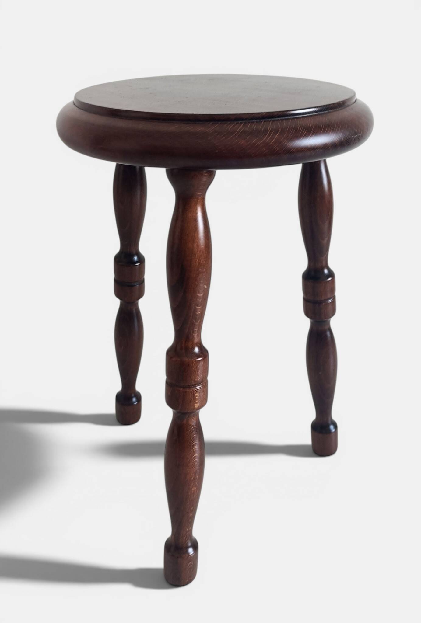 French Turned Chestnut Wood Stool or Side Table, Mid-20th Century